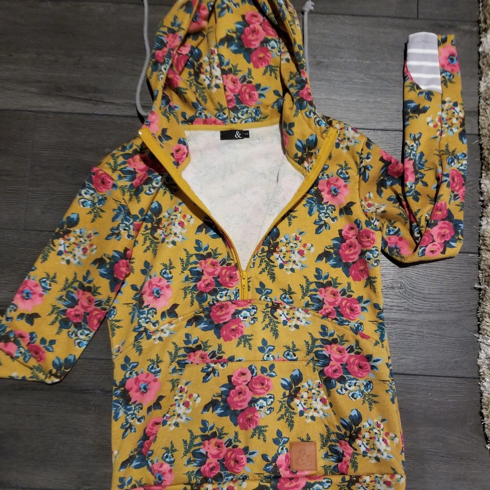 Mindy Mae yellow hoodie. NWOT.  Size small